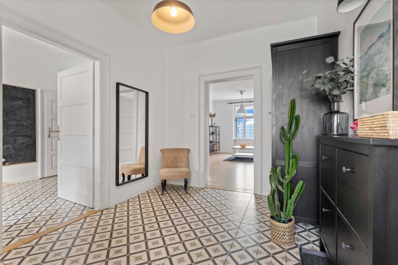 Ah Legionarska Apartment Братислава Екстериор снимка